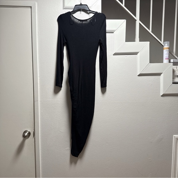 ASTR Elegant Black bodycon Long Sleeve Dress NWT M - Picture 3 of 4